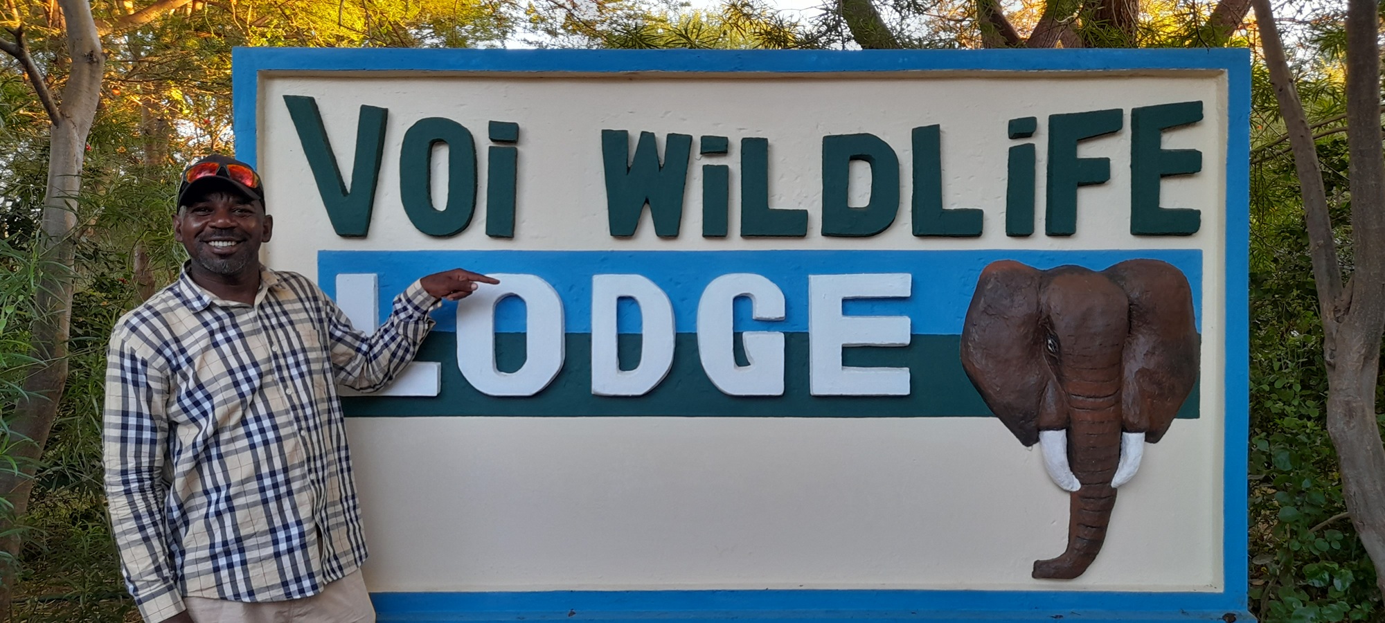 voi lodge tsavo east west safaris